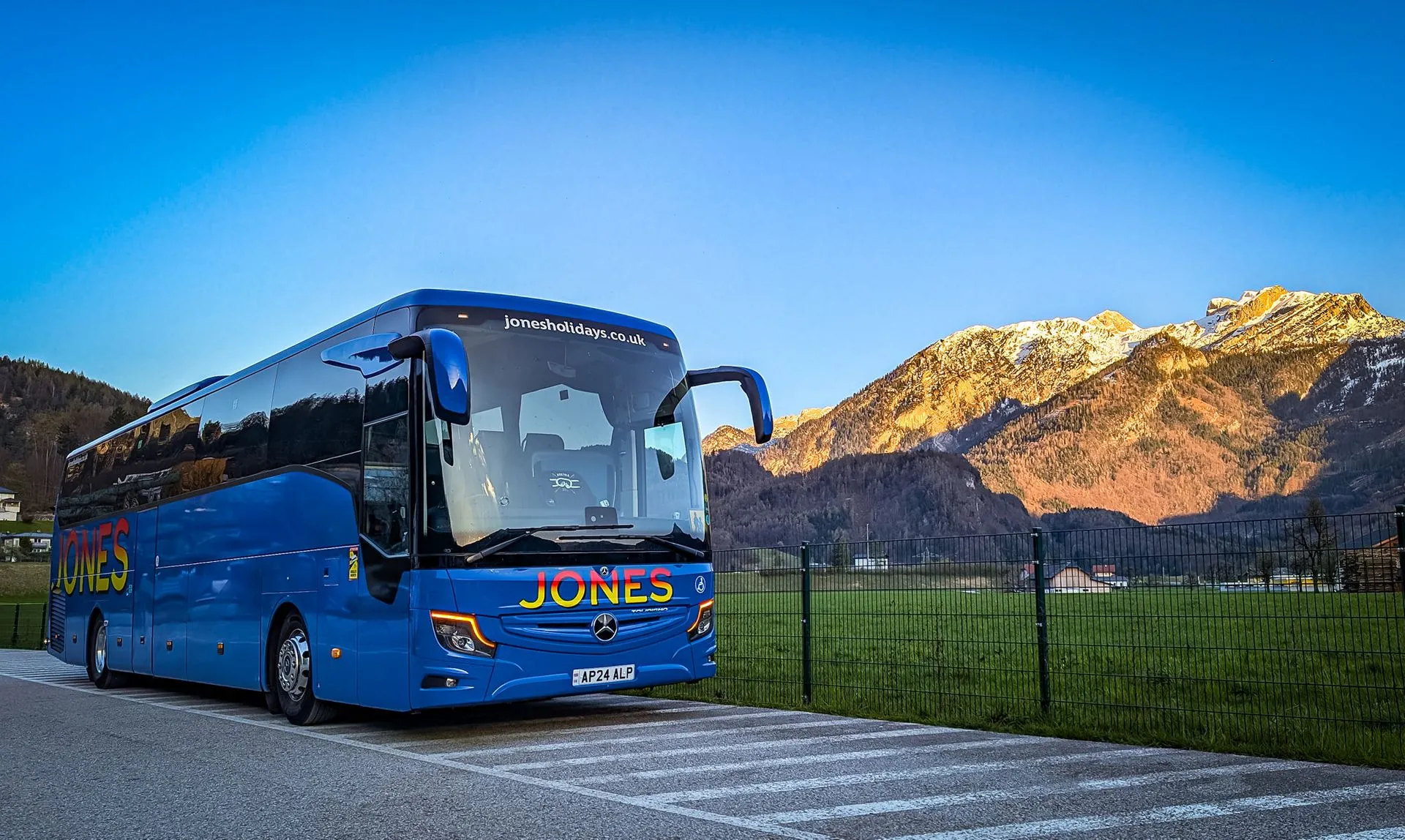 Jones coach parked in hills 